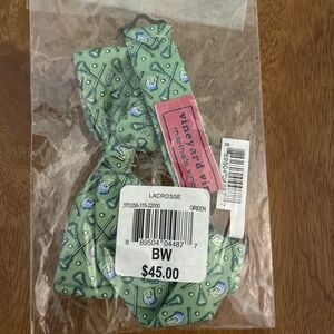 Boys Vineyard Vines Lacrosse Themed Bow Tie — NWT